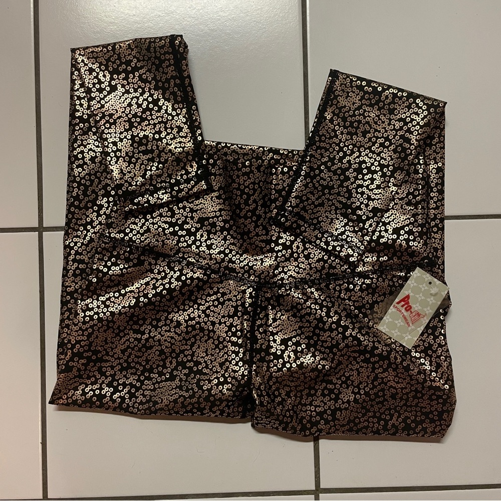 Bronze and black athletic leggings